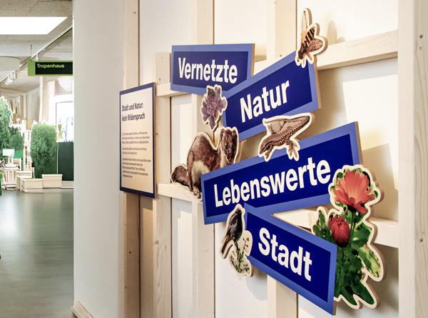 Ausstellungsplakat F4 am Letzigrund